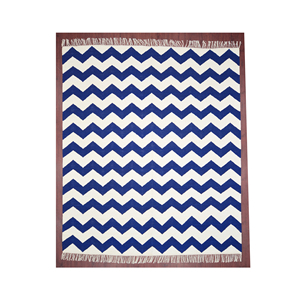 Tapis d'intérieur Chevron Zig Zag tissé à la main, bleu marine et blanc, géométrique, en coton à poils ras, pour salon, chambre ou décoration de chevet, style côtier - Product Image 3