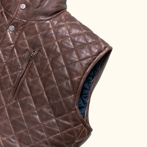 Highlands <b>Quilted</b> Leather Vest for Men – Premium Padded Stylish <b>Winter</b> Waistcoat Sleeveless Jacket - Product Image 3