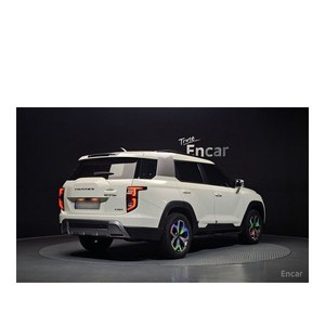 KGM KG Mobility (SsangYong) Torres Gasolina 1.5 2WD Junio 2024 38,431 km Automático Estándar de Emisiones Euro V Asientos de Cuero Traseros - Product Image 2