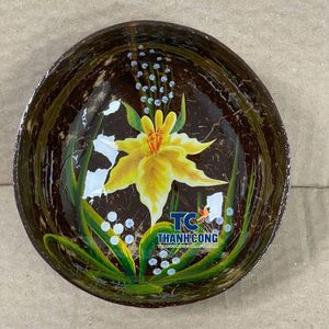 Tazón de Cáscara de Coco Hecho a Mano al por Mayor, Pintado a Mano con Flor de Lirio Amarilla, Tazón de Recuerdo Ecológico, Arte Floral Tropical - Product Image 1