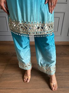 Ensemble Kurta Palazzo pakistanais brodé bleu pour femme, tenue ethnique avec dupatta, séchage rapide, idéal pour mariage et fêtes - Product Image 5