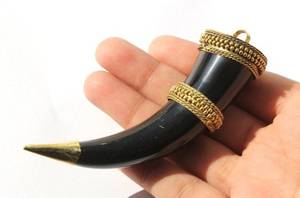 Colgante Redondo Hecho a Mano de Cuerno de Búfalo Ecológico, Imitación Antigua, Artículo Coleccionable, Decoración para el Hogar, con Detalles en Negro y Dorado - Product Image 2