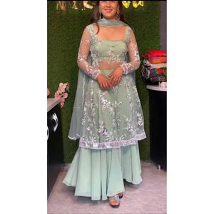 SEQUENCE DE BRODERIE RICHE CHOLI PALAZZO KOTI AVEC PISTA DUPATTA - Product Image 1