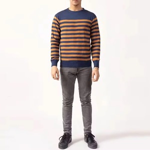 Sweat-shirt d'hiver pour hommes en gros, OEM, marque privée, broderie de logo personnalisé, vêtements en molleton de coton épais, usine mondiale - Product Image 4