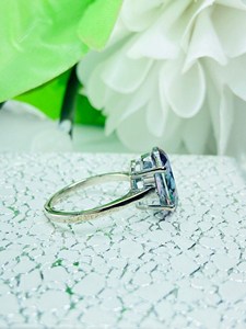 Anillo Único de Plata de Ley 925 con Topacio Místico, Anillo de Regalo de Aniversario con Piedra Arcoíris Brillante - Product Image 5