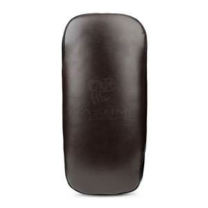 Almohadillas de kickboxing tailandesas de alta resistencia con diseño transpirable, espuma de alto impacto y cubierta de cuero reforzado, ideales para kickboxing y artes marciales. - Product Image 3