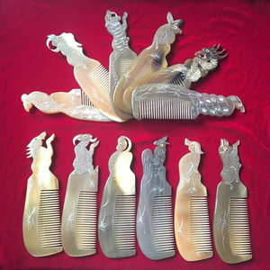 Peigne à cheveux en corne naturelle fait main, en corne de buffle et de vache, pour des soins doux des cheveux et du cuir chevelu, en provenance du Vietnam - Product Image 1