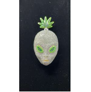 Collar con Colgante de Moissanita Alienígena de Diseño Único, Estilo Hiphop, con Piedras Brillantes, para Amantes de la Joyería de Ciencia Ficción y Fantasía, en Oferta - Product Image 1