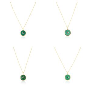 Collar llamativo con colgante de ónix verde de forma redonda, ligero y a la moda, con pequeños detalles de circonita cúbica y cadena de cable chapada en oro de 18k. - Product Image 1