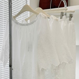 Jupe en dentelle brodée taille haute, longueur genou, coupe trapèze, style décontracté et féminin pour le quotidien, 100% coton - Product Image 4