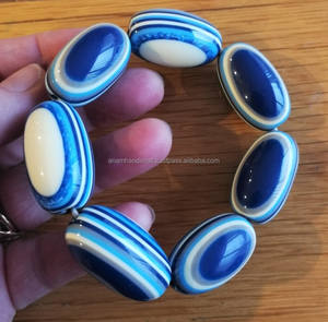 กำไลข้อมือแฟชั่นทำมือทำจากเรซินสำหรับผู้หญิงคุณภาพสูงแบบกำหนดเองจากอินเดีย - Product Image 2