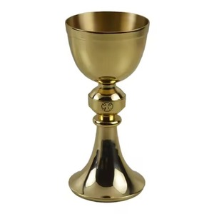 Cáliz de Comunión de Latón de Lujo para Eventos Litúrgicos y Espirituales - Product Image 2