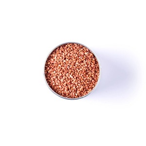 Graines de sésame rouge soigneusement nettoyées, préparées pour l'importation en vrac, emballées pour l'exportation, destinées aux acheteurs exigeant une récolte naturelle de qualité supérieure - Product Image 3