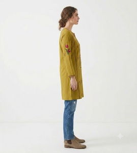 Kurti Tunique Jaune Brodé à la Main pour Femme, Manches Longues, Style Indien Pakistanais, Motifs Floraux, Idéal pour les Fêtes Estivales - Product Image 2