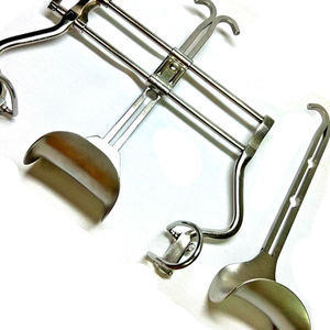 Retractor Abdominal Manual de Acero Inoxidable, Juego de Instrumentos Quirúrgicos para una Amplia y Estable Exposición de Tejidos en Cirugía General, de Grip Surgical - Product Image 1