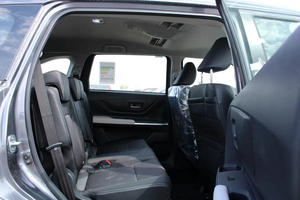 TOYOTA VELOZ GX ปี 2025 ใหม่เอี่ยม 0 กม. 7 ที่นั่ง 4 สูบ 199 แรงม้า เกียร์อัตโนมัติ - Product Image 6