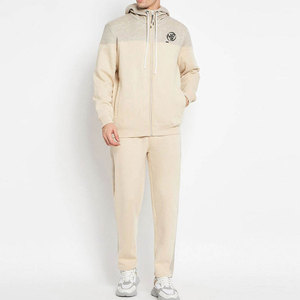 Ropa Deportiva con Tela Suave y Diseño Flexible para Movimientos Relajados, Chándal Oversize - Product Image 1
