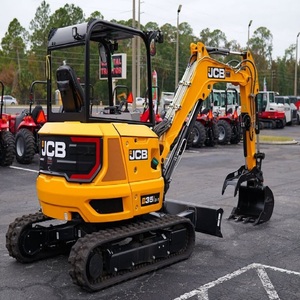 Mini-excavatrice sur chenilles professionnelle JCB avec système hydraulique haute performance pour le creusement, le terrassement, l'aménagement paysager et la construction - Product Image 3