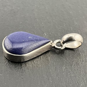 Collier pendentif vintage en argent sterling avec lapis-lazuli en forme de goutte, fait main, bijou en pierre précieuse bleue, cadeau élégant pour femme - Product Image 2