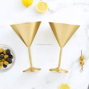 Copas de Martini modernas hechas a mano de acero inoxidable, copa de vino con acabado chapado en oro pulido mate, juego de dos piezas para beber - Product Image 6