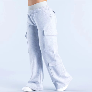 Pantalon cargo léger en coton pour femmes, avec logo brodé personnalisé, style streetwear. - Product Image 6