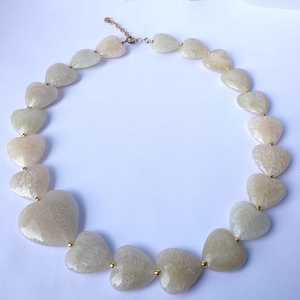 MN EXPORTS Women's Resin Heart Shape <b>Beaded</b> <b>Necklace</b> for Party & Wedding Occasions - Product Image 6