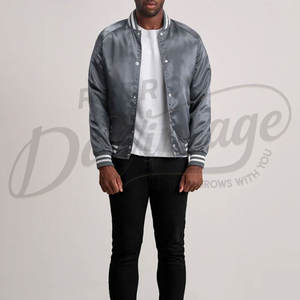 Blouson bomber en satin gris pour homme avec poignets côtelés rayés et fermeture à boutons-pression, vêtement d'extérieur léger de qualité supérieure - Product Image 3