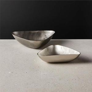 Platos y Tazones para Servir Dulces y Postres, Tazón Decorativo para Frutas, Juegos de Regalo, Tazones Plateados Triangulares Hechos a Mano, Artículos para Eventos - Product Image 1