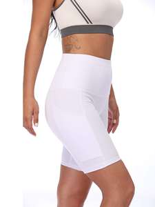 Shorts de sport pour femmes de haute qualité, shorts de compression pour la gym et le yoga, shorts unis pour filles - Product Image 3