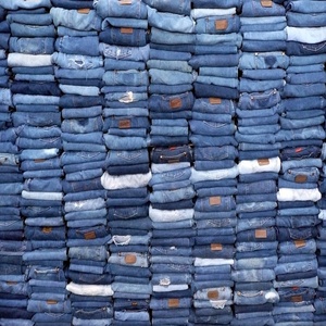 Jeans en denim de marque pour hommes, lot de surplus, grossistes du Bangladesh, applicable aux industries du vêtement, MOQ 80, prix FOB - Product Image 1