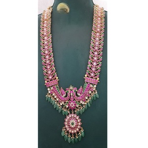 Magnifique ensemble de collier long classique en laiton plaqué or de qualité supérieure, idéal pour les fiançailles, les mariages, les fêtes, les cadeaux, pour les femmes - Product Image 1