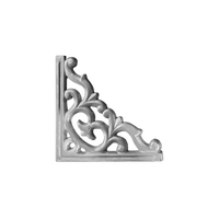 Fleur-de-lis consoles, gietijzeren hoekconstructie, luxe villa veranda overhangondersteuning, accent hardware