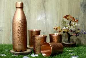 Bouteille de voyage portable classique en cuivre artisanal de qualité supérieure Radhe Enterprises, 1000 ml, écologique, avec couvercles, pour le bureau et la maison - Product Image 3