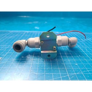 Válvula Neumática Solenoide Humphrey H181E1 Usada Como Parte del Equipo Legacy Semiconductor - Product Image 5