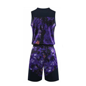 Nouvel arrivage : Ensemble d'uniformes de basketball respirants pour hommes, haute qualité, 100 % polyester, manches courtes, vêtements de sport à prix abordable - Product Image 2