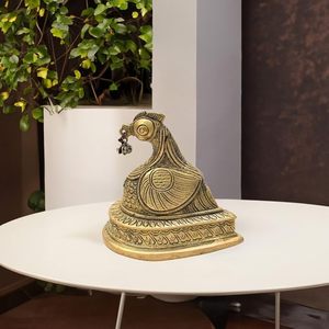 Statue de paon en laiton artisanale, objet décoratif traditionnel gravé, figurine d'oiseau pour la décoration de la maison, du temple ou du bureau - Product Image 4