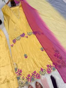 Traje Farshi Salwar Kameez de seda roja, éxito de ventas, con bordado de lentejuelas, diseño indio, para bodas, fiestas, festivales Diwali - Product Image 1