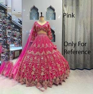 Colección Exclusiva de Lehenga Choli para Fiestas y Bodas, Estilo Bollywood Navratri, Vestido Indio de Seda para Mujer, Corte Ajustado, Venta al Por Mayor - Product Image 1