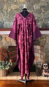 Vestido Caftán de Rayón con Estampado Shibori Abstracto, Talla Grande, Corte Holgado y Fluido, para Playa - Product Image 4