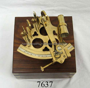 Sextante redondo de latón macizo hecho a mano indio con caja de madera para fabricación de decoración del hogar venta al por mayor - Product Image 5