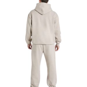 Ensemble de survêtement beige pour homme avec sweat à capuche et pantalon de jogging assorti, deux pièces, décontracté, sportswear, streetwear - Product Image 3