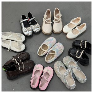 Chaussures de princesse pour enfants en gros, stock de chaussures pour enfants en gros, livraison aléatoire, chaussures pour enfants de 3 à 6 ans, provenance Chine - Product Image 1