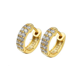 Boucles d'oreilles classiques en diamants de laboratoire en grappe, en argent sterling 925 plaqué or, bijoux luxueux et étincelants - Product Image 1