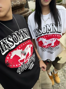 Camiseta Estampada Insomnia Mustang Unisex, Corte Regular, Cuello Redondo de Algodón, Estilo Casual Urbano, Primavera Verano, Estilo Holgado - Product Image 6