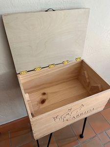 Caja de Almacenamiento Moderna de Madera con Tapa Deslizante, Organizador de Escritorio para Vino y Artículos Pequeños, Capacidad de Carga de 5 kg - Product Image 4