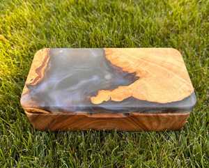<b>Resin</b> Jewelry Box With Wooden Irregular Shape Home Decoration Craft Artistic Storage For Rings And Necklaces <b>Resin</b> <b>Crafts</b> - Product Image 6