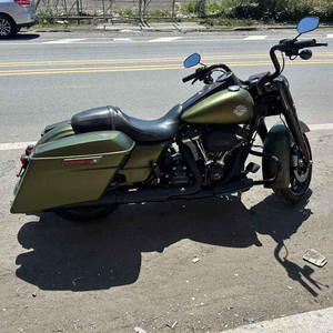 Motocyclettes Harley-Davidson Road King Cruiser d'occasion 2022, confortables, puissantes, prêtes pour la route, modèles américains personnalisés - Product Image 2