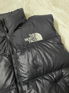 Unisex Quilted Puffer Jacket Waterproof Windproof Hooded Insulated Winter Outerwear OEM Service for Wholesale Clothing Buyers - Product Image 2