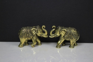 Handcrafted Brass <b>Elephant</b> Figurine (Single) Antique Finish Decorative <b>Elephant</b> Statue Home Office <b>Decor</b> - Product Image 3