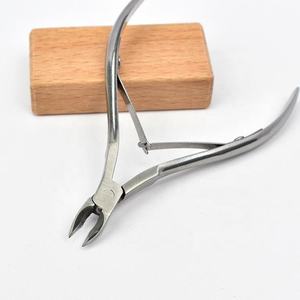 Classical High Quality Curved Stainless Steel Sharp Ergonomic Cuticle Nipper Manicure Nail Care Salon Pedicure Art Nail Plier - Product Image 2